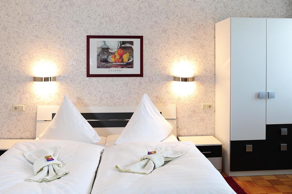 Landhotel Plauen - Gasthof Zwoschwitz Dış mekan fotoğraf
